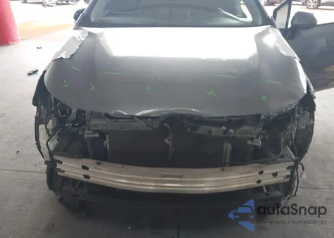 2021 Toyota Corolla Le z USA, uszkodzony, nr VIN 5YFEPMAE2MP233148